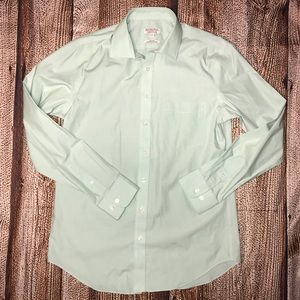 Men’s mint button down long sleeve